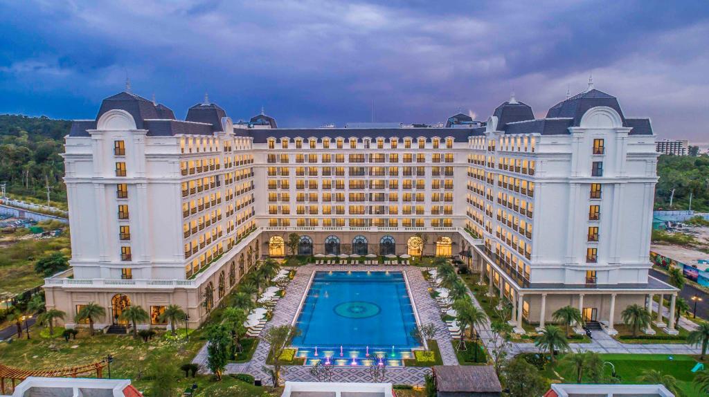 VINHOLIDAY FIESTA PHÚ QUỐC